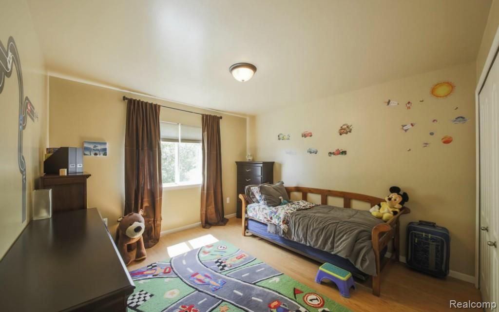 30316 Bradmore Road Warren, MI 48092 - Photo 16 of 25 16-photo-web-1680x1050-141363.jpg