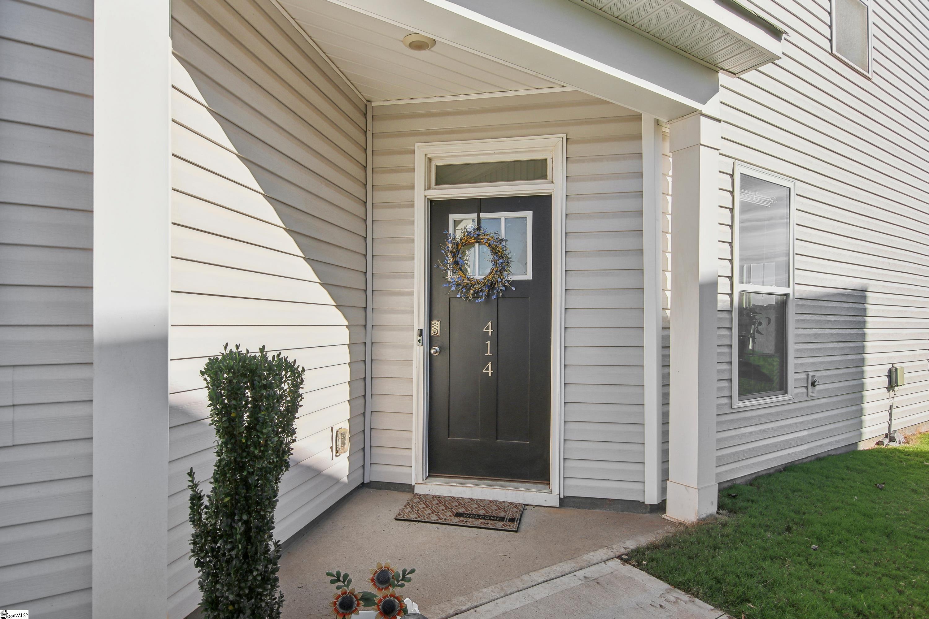 414 Yellow Fox Road Greer, SC 29650 - Photo 4 of 27 Gallery Image 4