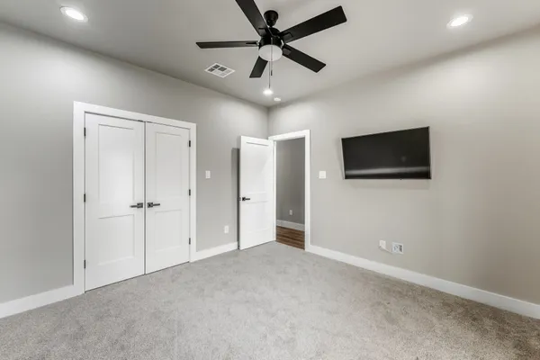 $749,500 | 104 Noah Court, Huntsville, TX 77320