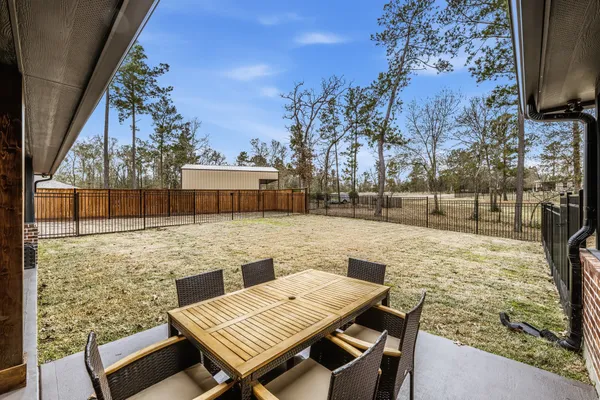 $749,500 | 104 Noah Court, Huntsville, TX 77320