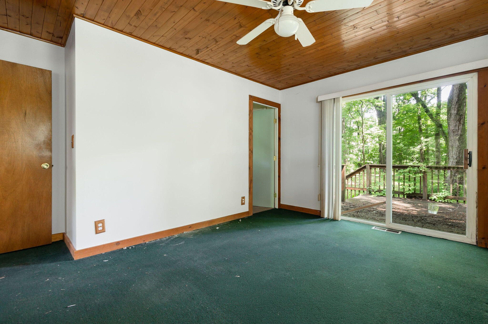 16053 Lakeside Road Three Oaks, MI 49128 - Photo 15 of 24 6-web-or-mls-006
