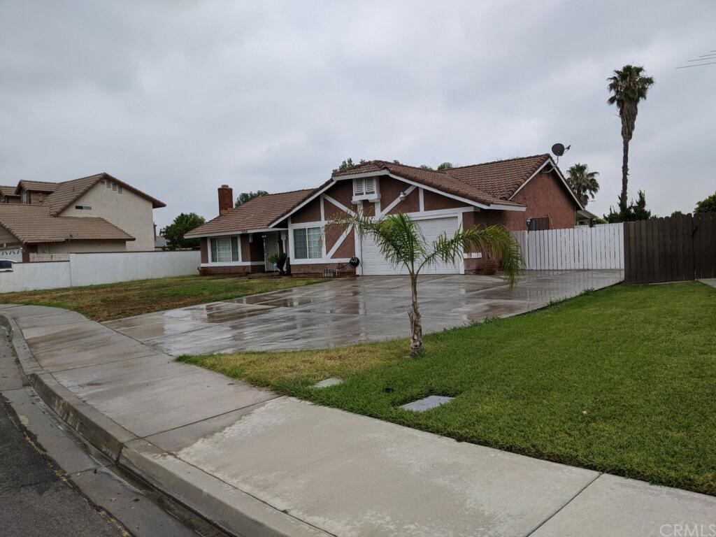 2259 North Iris Avenue Rialto, CA 92377 - Photo 1 of 1