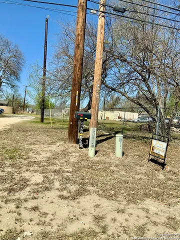 $220,000 | 6723 West Commerce Street, San Antonio, TX 78227