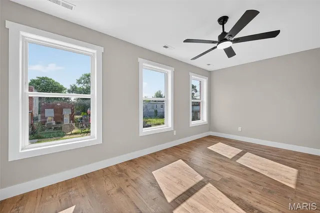 $499,998 | 1301 Kentucky Avenue, St. Louis, MO 63110