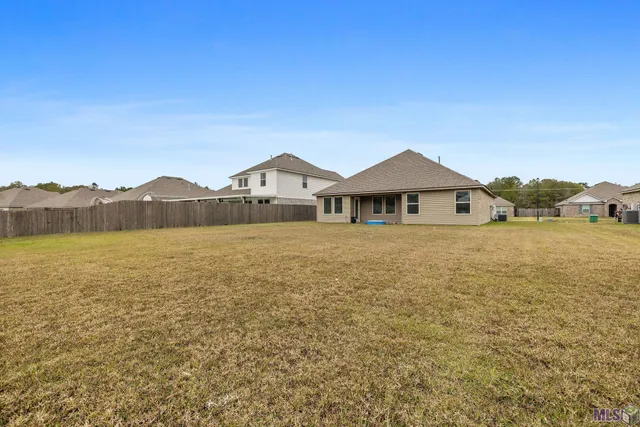 $225,000 | 12778 Fowler Drive, Walker, LA 70785
