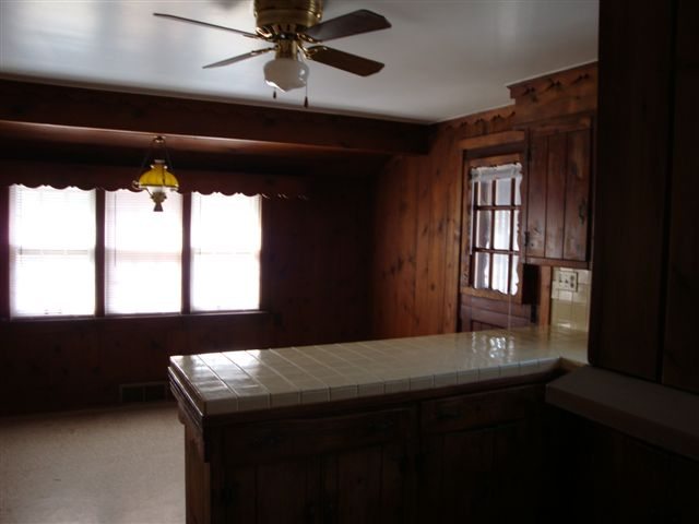 103 West Stonegate Road Peoria, IL 61614 - Photo 6 of 9 Gallery Image 6