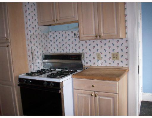 39 Mason Road Barrington, RI 02806 - Photo 5 of 5 Kitchen.