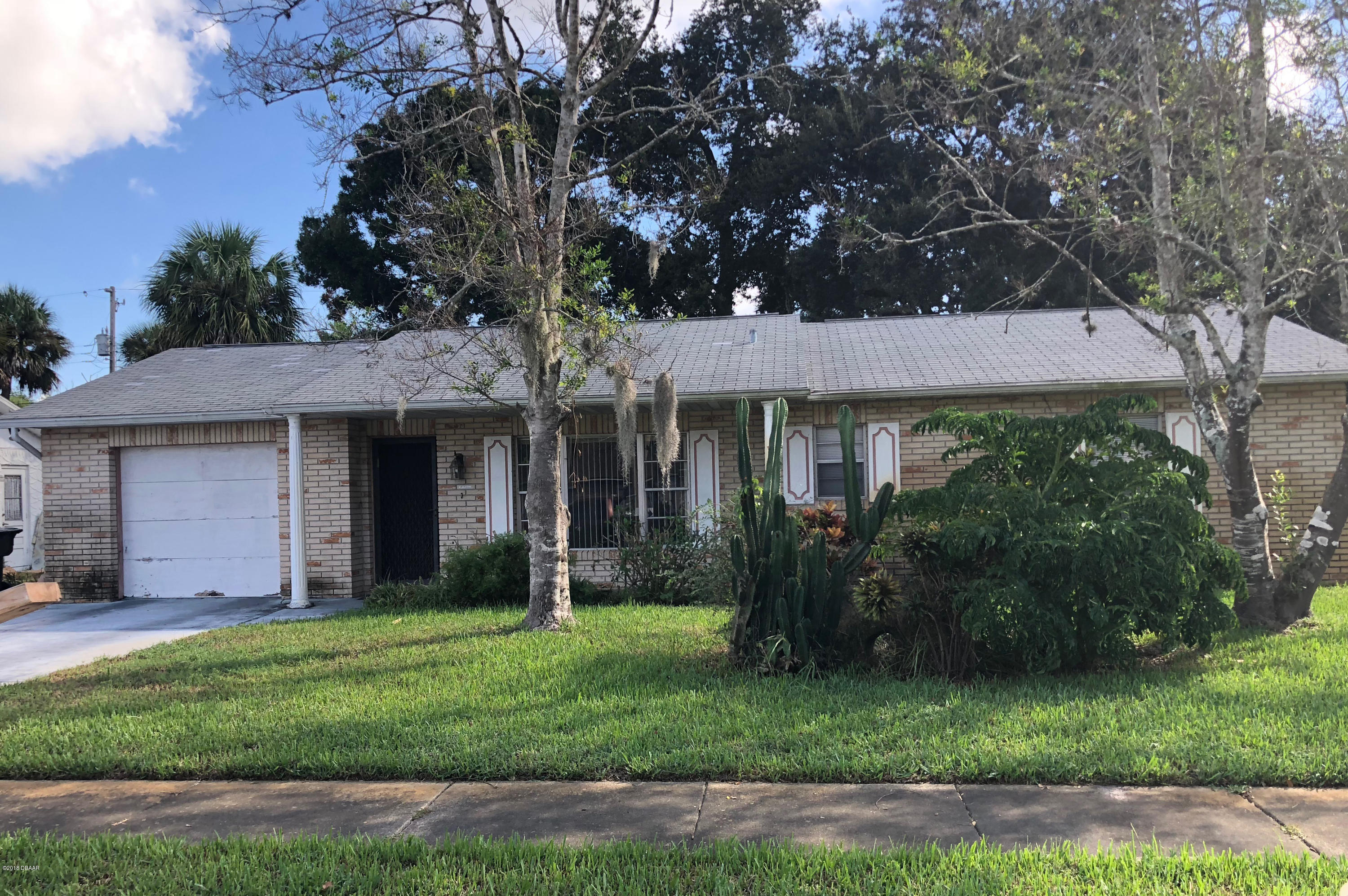 1237 Mardrake Road Daytona Beach, FL 32114 - Photo 1 of 10 1237 Mardrake Rd