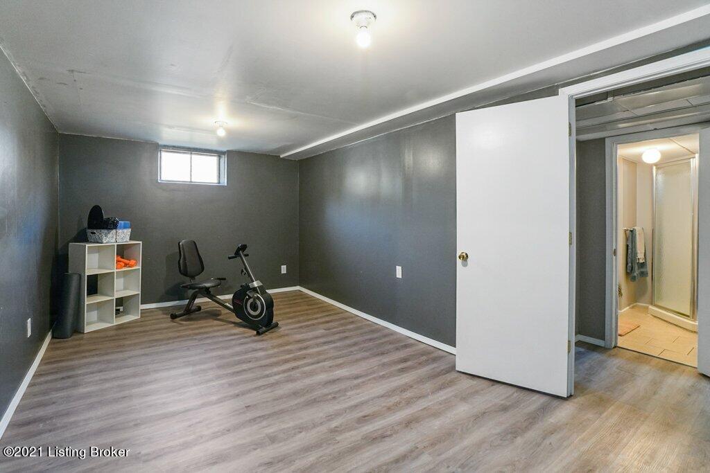 10505 Torrington Road Louisville, KY 40272 - Photo 21 of 36 021-10505-21_m