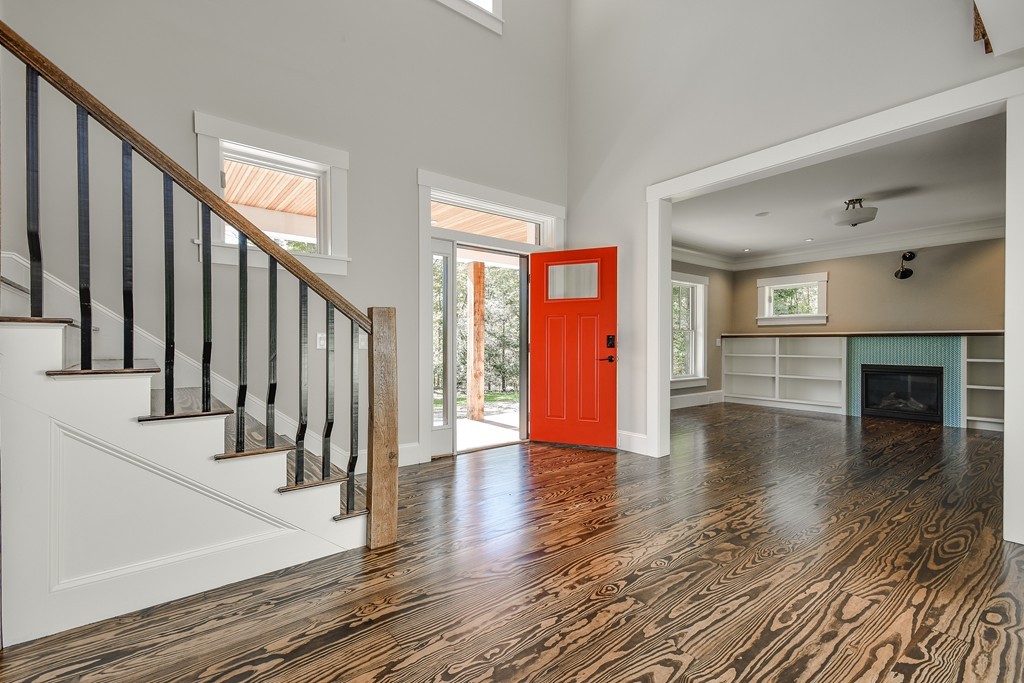 40 Maple Street Sherborn, MA 01770 - Photo 5 of 30 Gallery Image 5
