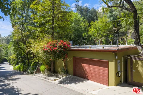 $2,995,000 | 2617 Harlesden Court, Los Angeles, CA 90046