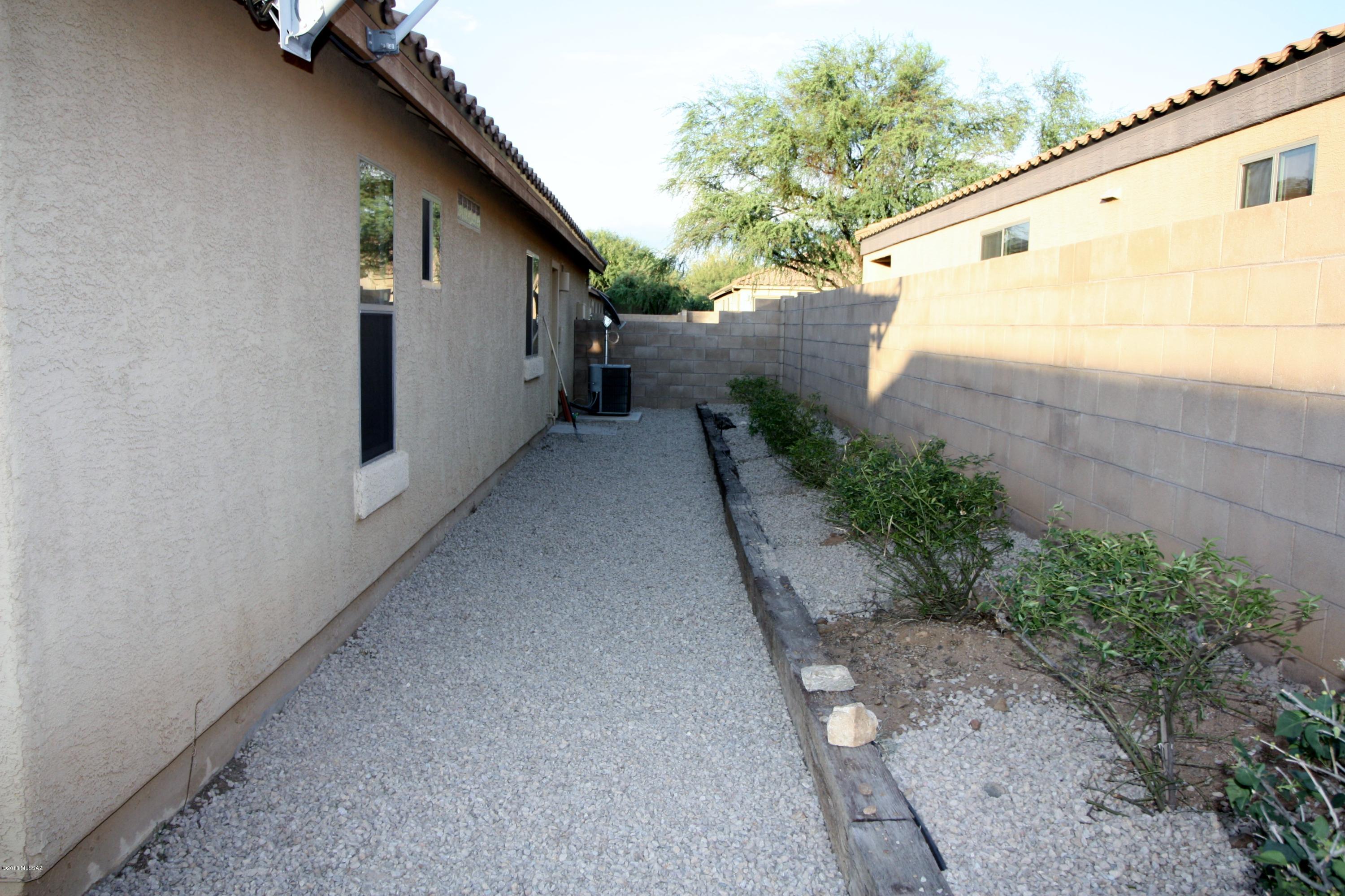 458 South Stone Bench Road Vail, AZ 85641 - Photo 25 of 26 Gallery Image 25