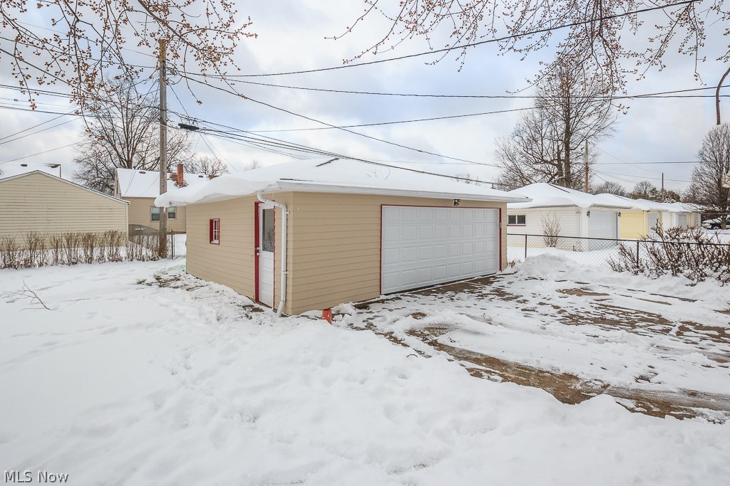 13814 Carpenter Road Garfield Heights, OH 44125 - Photo 22 of 25
