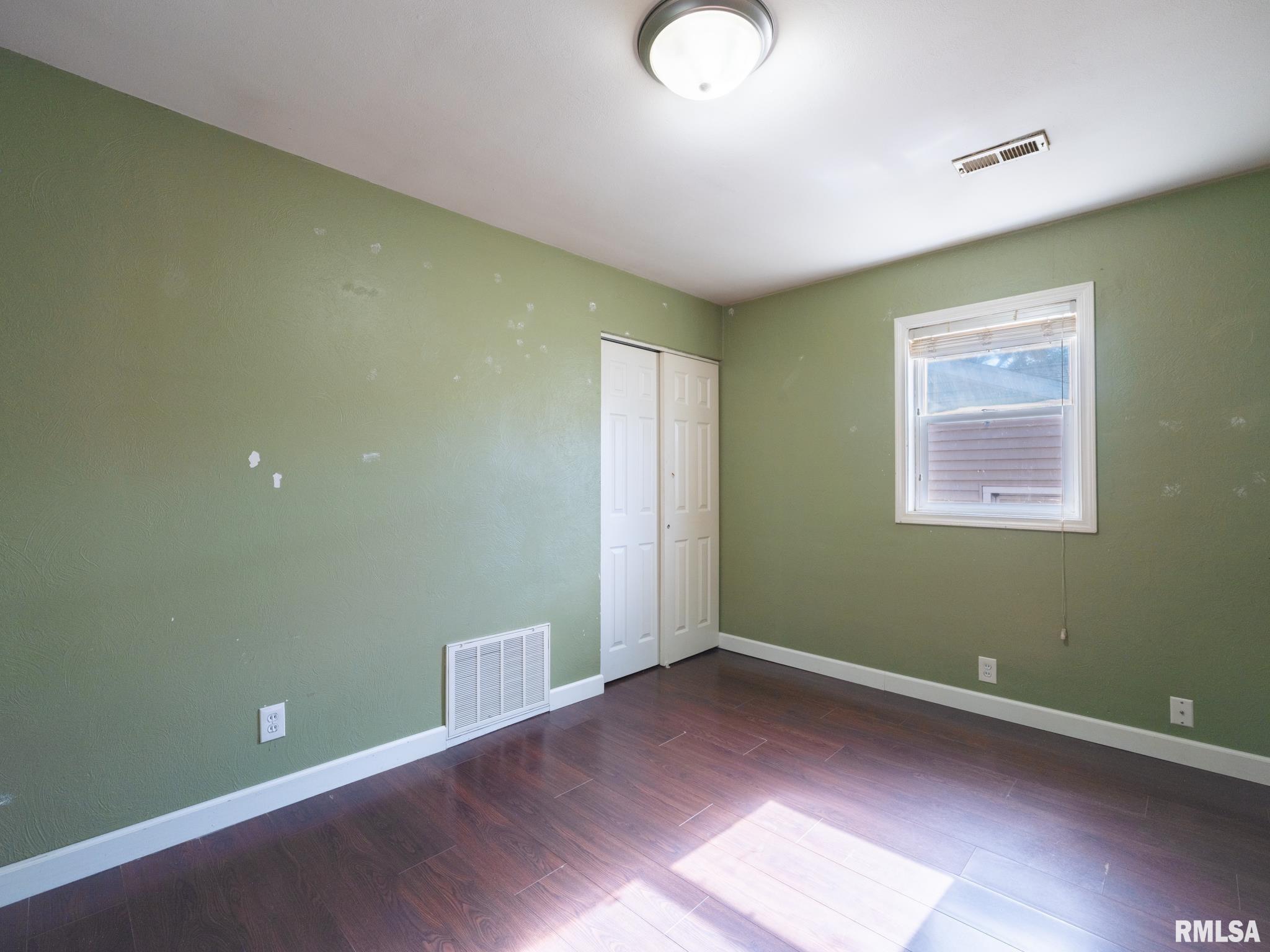 1409 Bush Street Pekin, IL 61554 - Photo 30 of 33