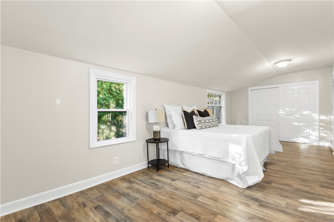 280 Long Street Warwick, RI 02886 - Photo 12 of 29