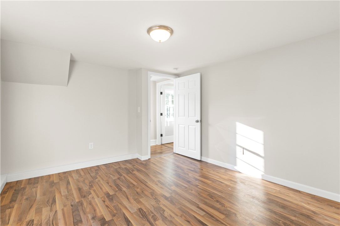 280 Long Street Warwick, RI 02886 - Photo 16 of 29