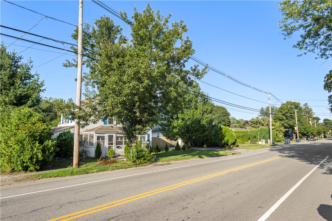 280 Long Street Warwick, RI 02886 - Photo 29 of 29