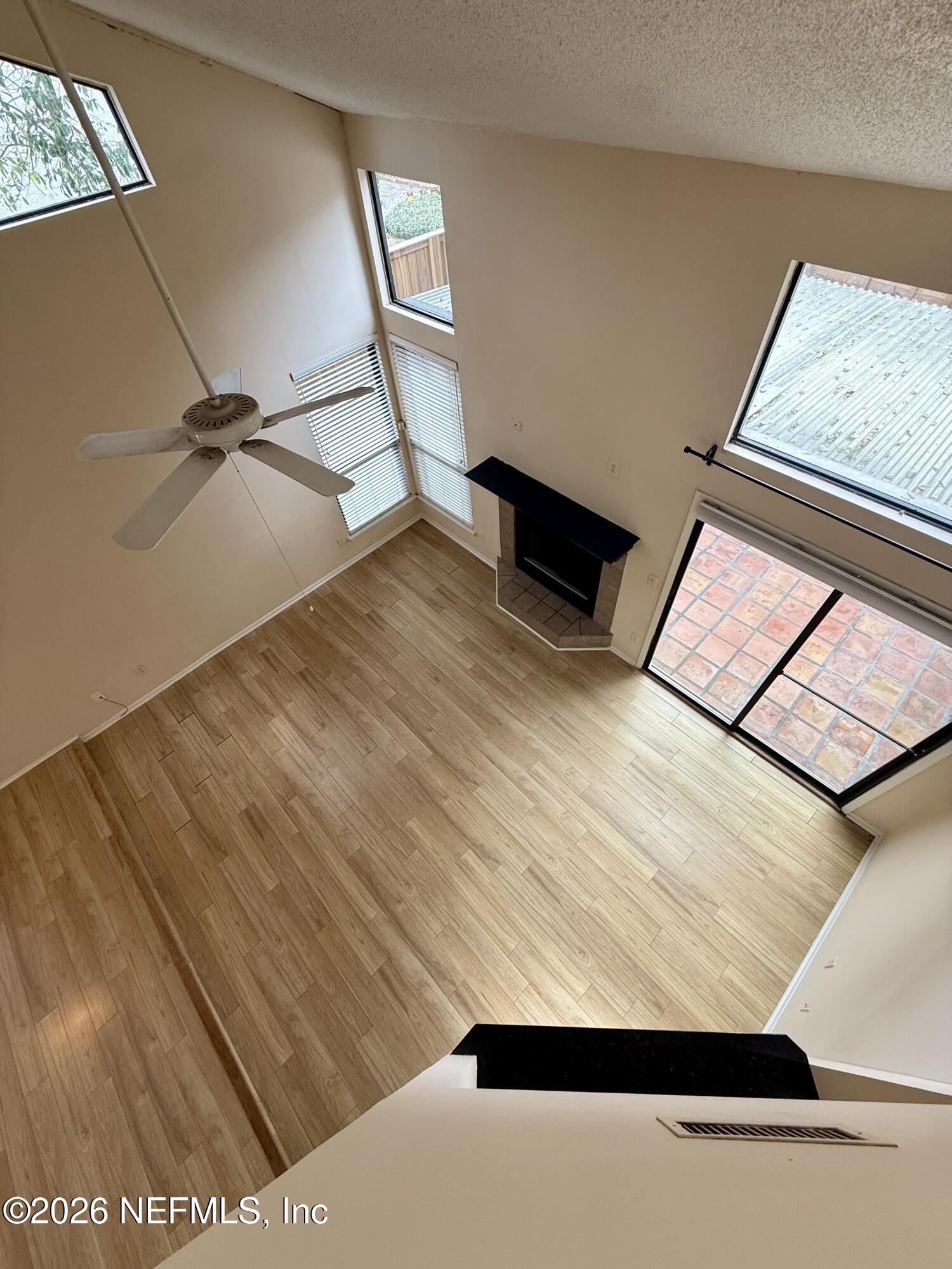 536 Pelican Key Atlantic Beach, FL 32233 - Photo 35 of 41 IMG_8457