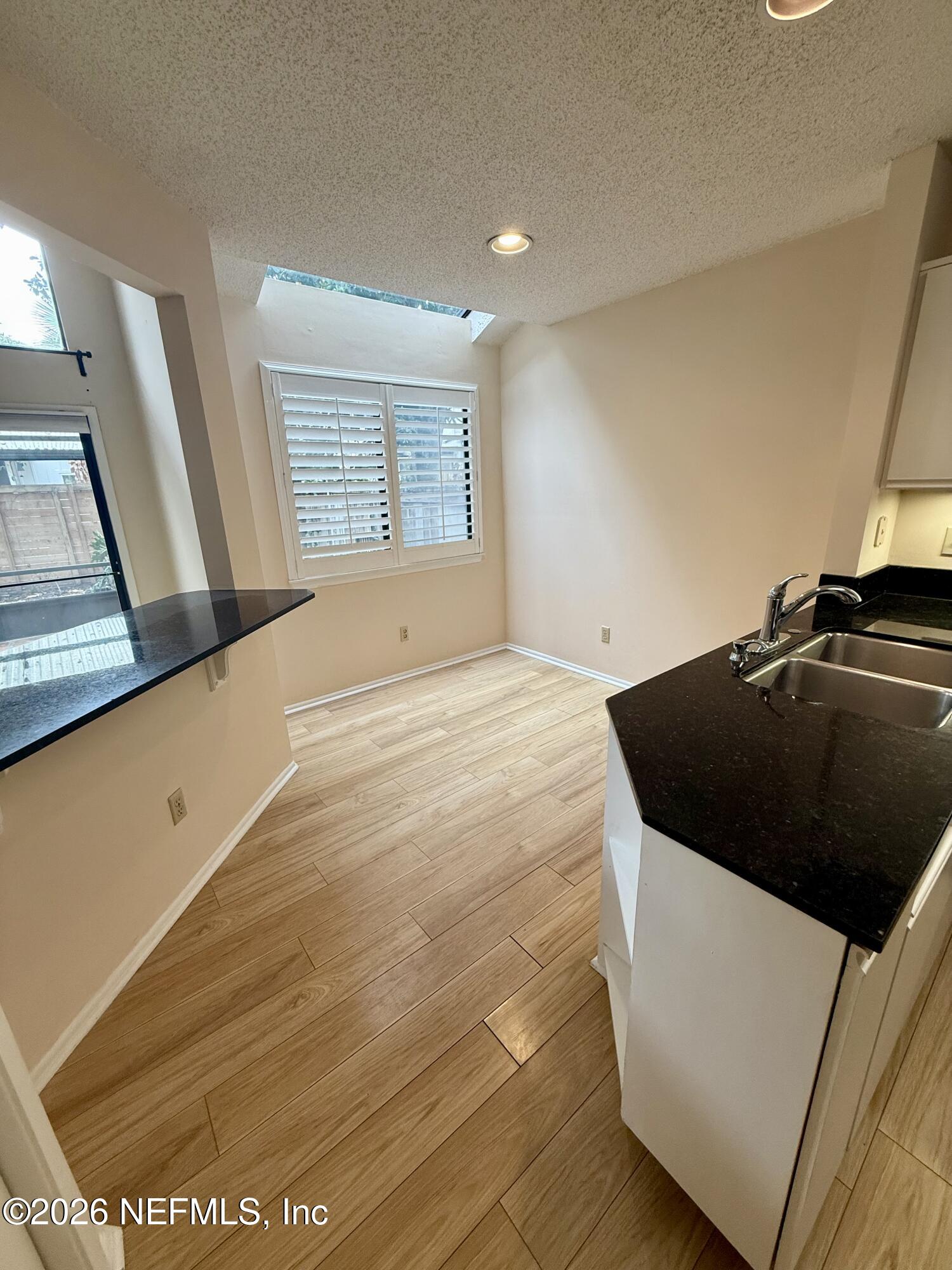 536 Pelican Key Atlantic Beach, FL 32233 - Photo 5 of 41 IMG_8423