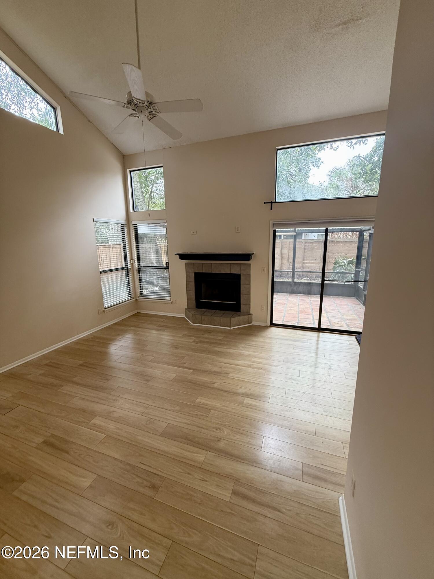 536 Pelican Key Atlantic Beach, FL 32233 - Photo 8 of 41 IMG_8426