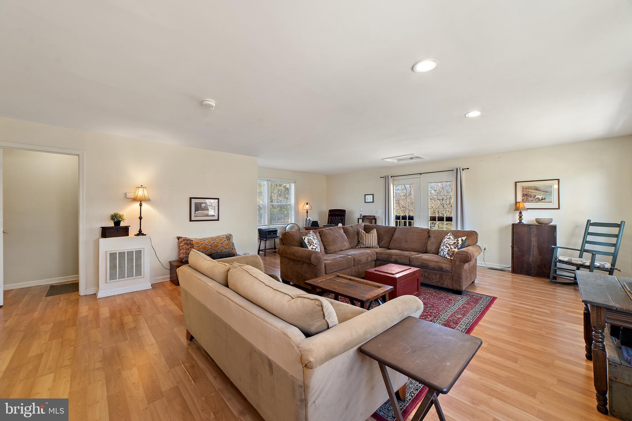 18583 Springs Road Jeffersonton, VA 22724 - Photo 16 of 38 Gallery Image 16