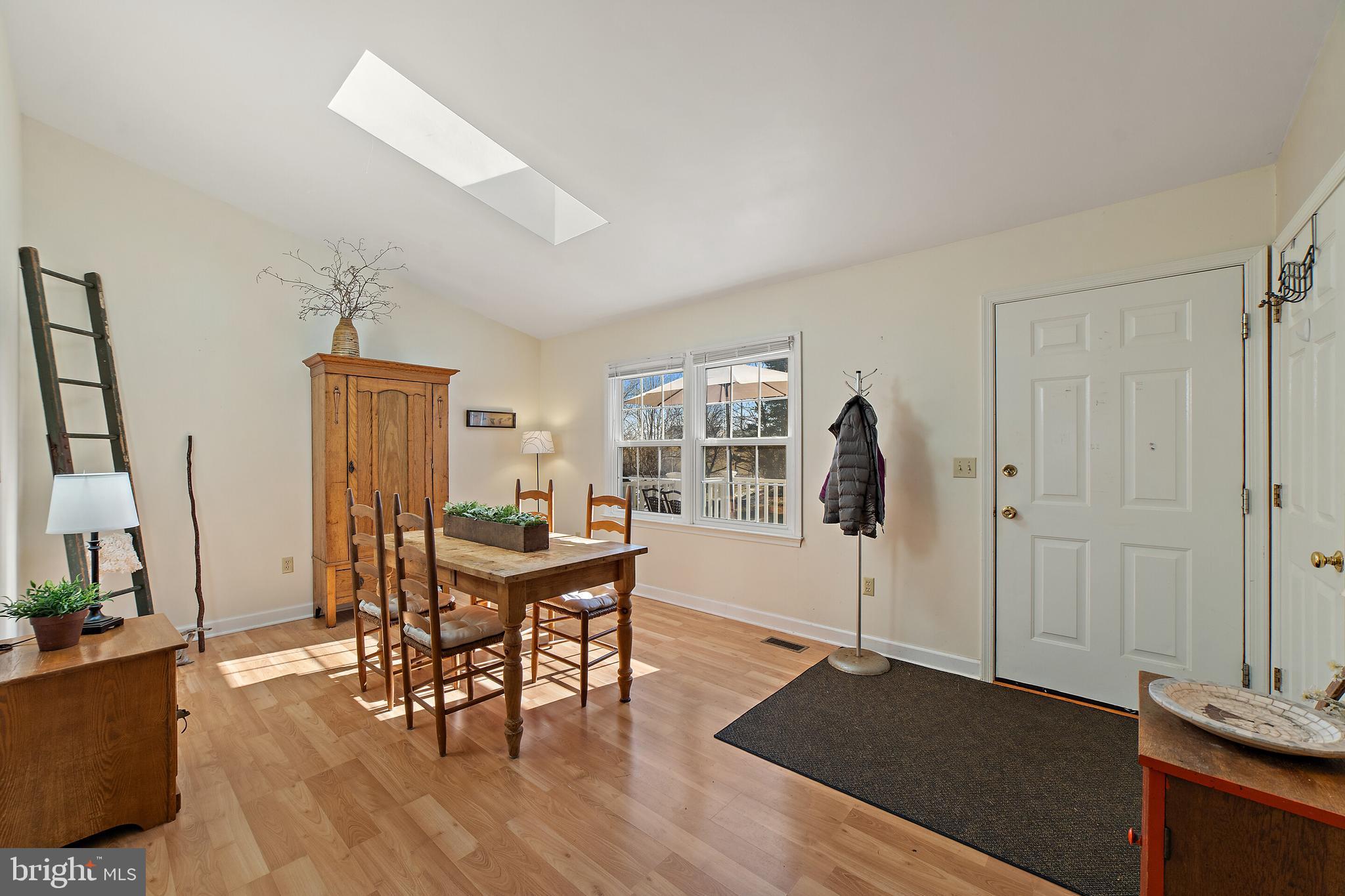 18583 Springs Road Jeffersonton, VA 22724 - Photo 7 of 38 Gallery Image 7