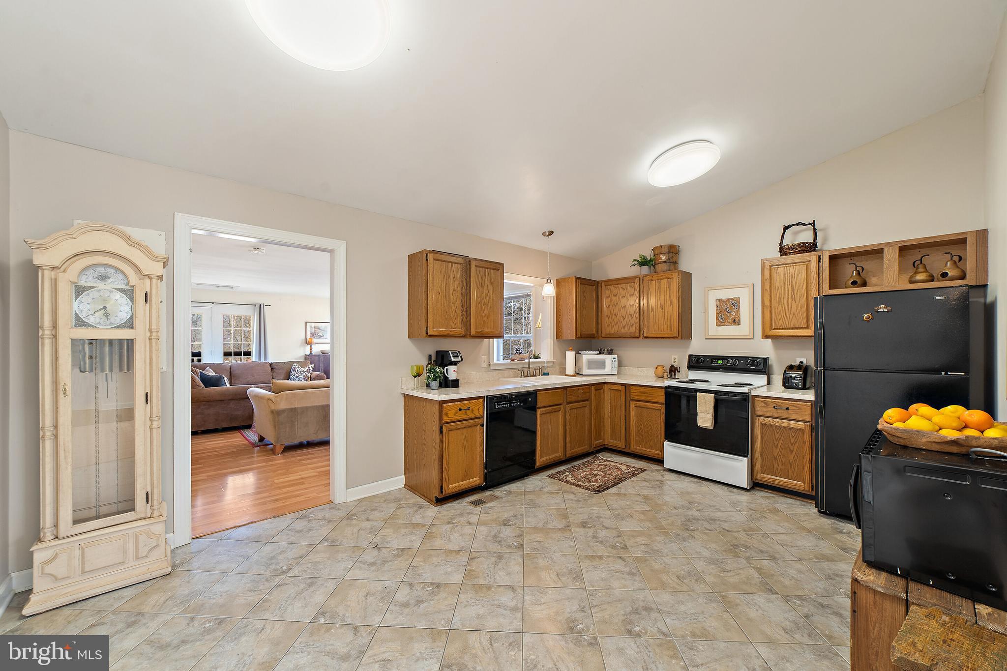 18583 Springs Road Jeffersonton, VA 22724 - Photo 10 of 38 Gallery Image 10