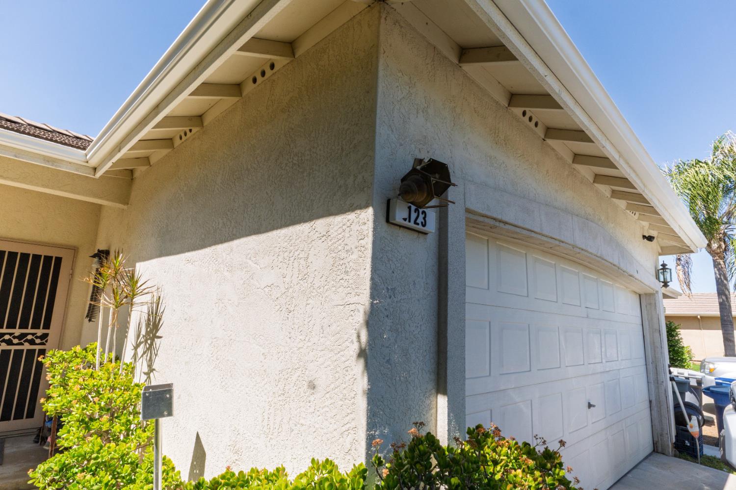 123 Manzanita Avenue Merced, CA 95341 - Photo 30 of 30 a view of balcony