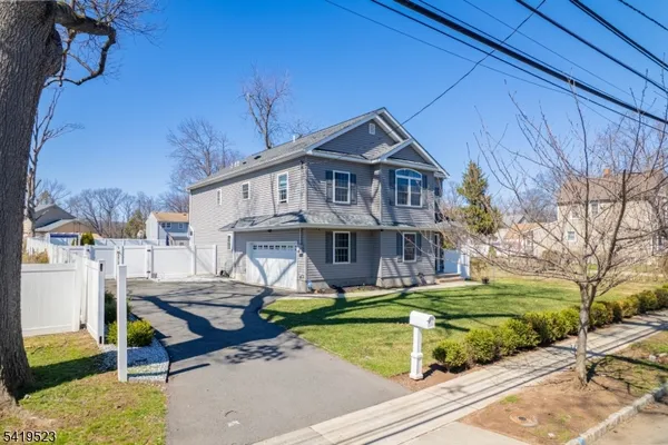 $799,000 | 1718 West 4th Street, Piscataway, NJ 08854