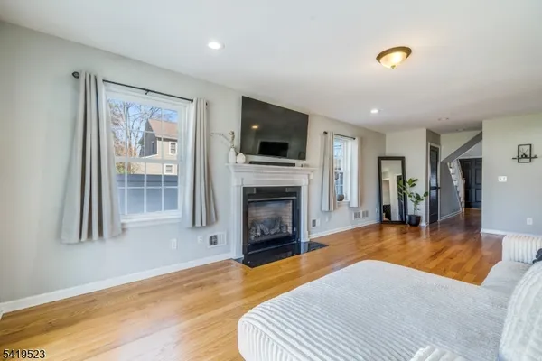 $799,000 | 1718 West 4th Street, Piscataway, NJ 08854