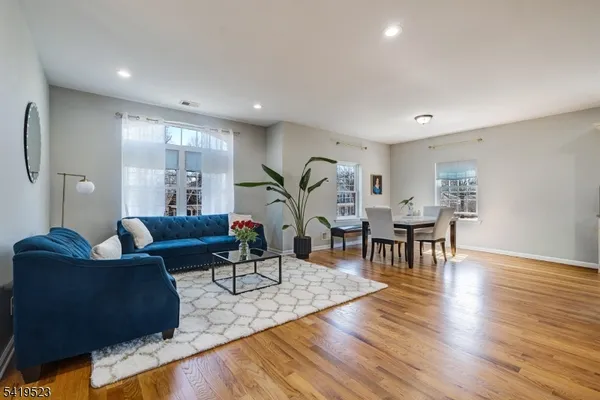 $799,000 | 1718 West 4th Street, Piscataway, NJ 08854