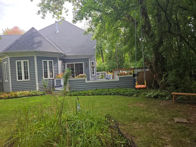 $3,000 | 688 Fox Hollow Court, DeKalb, IL 60115