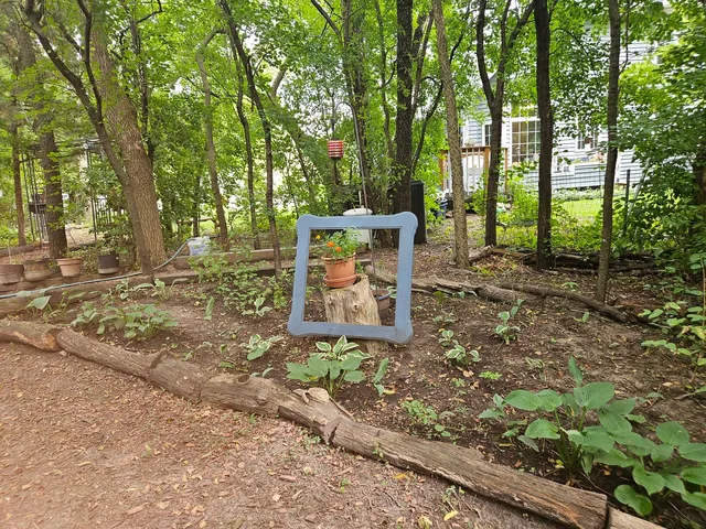 $3,000 | 688 Fox Hollow Court, DeKalb, IL 60115