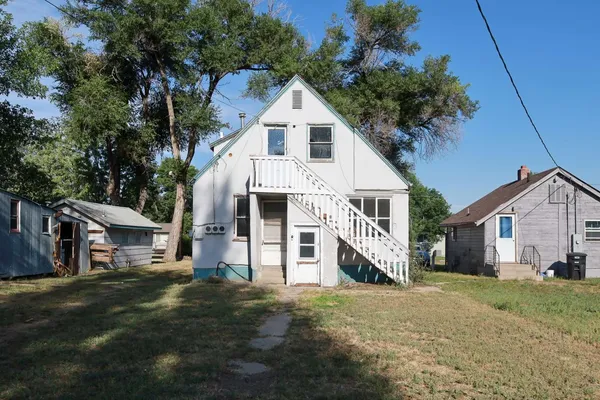$99,000 | 414 North Nowlan Avenue, Glendive, MT 59330