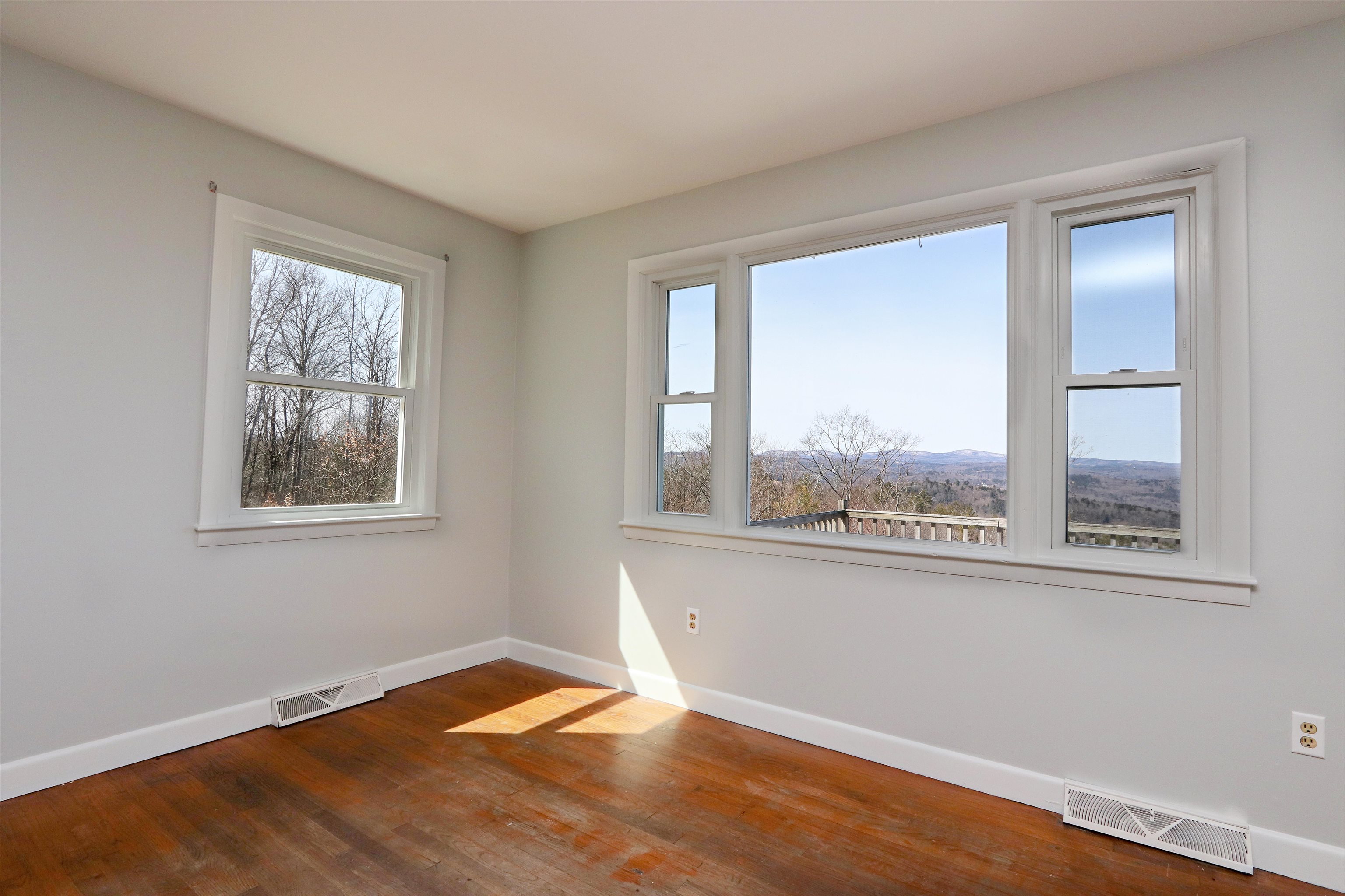 441 Tower Road Barnet, VT 05819 - Photo 11 of 49