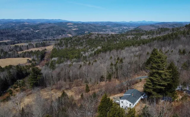 $399,000 | 441 Tower Road, Barnet, VT 05819