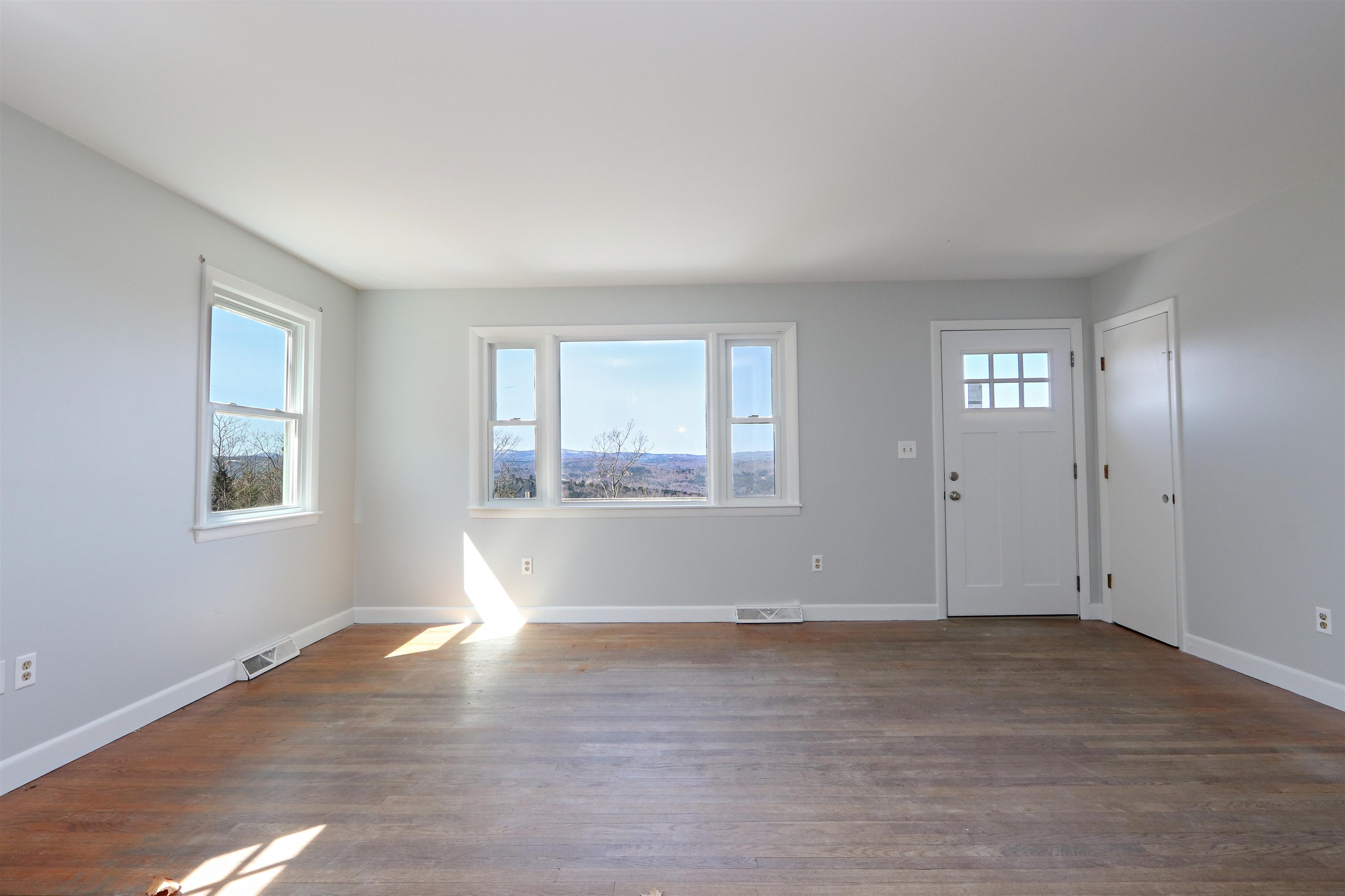 441 Tower Road Barnet, VT 05819 - Photo 9 of 49