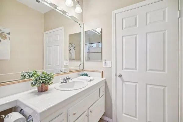 $949,999 | 1337 Bayside Circle, Oxnard, CA 93035