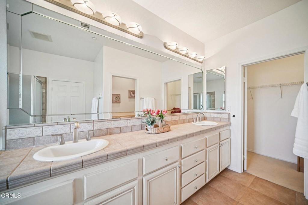 1337 Bayside Circle Oxnard, CA 93035 - Photo 33 of 68