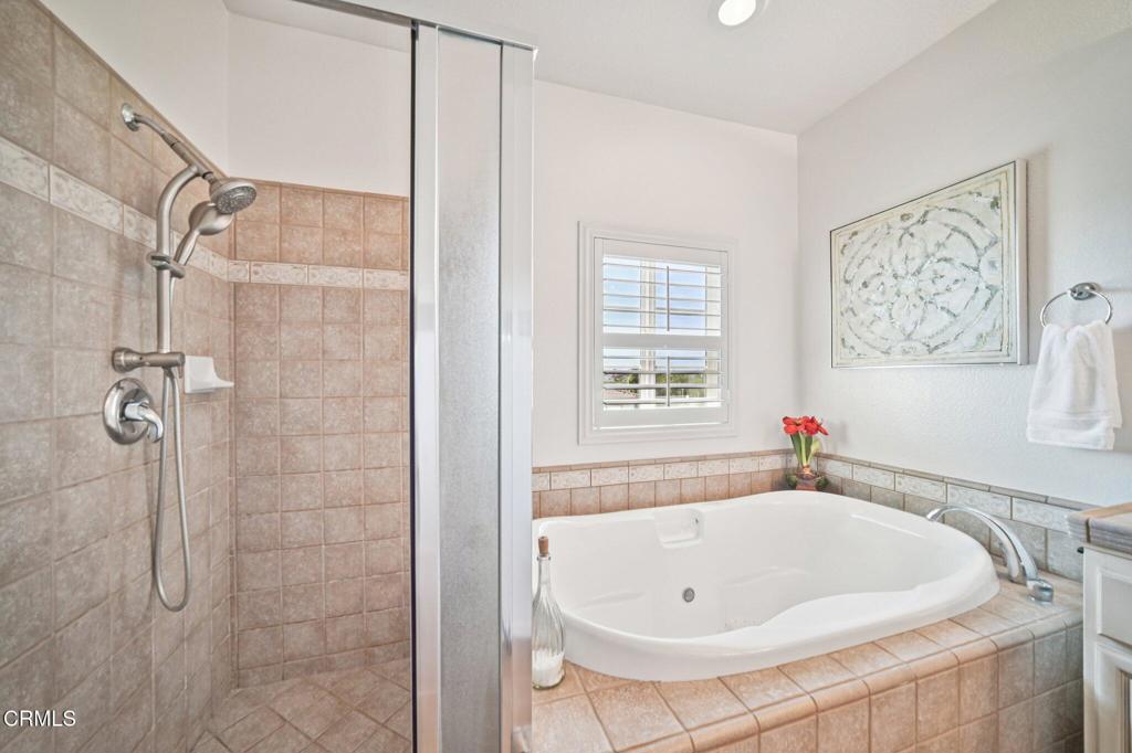 1337 Bayside Circle Oxnard, CA 93035 - Photo 34 of 68
