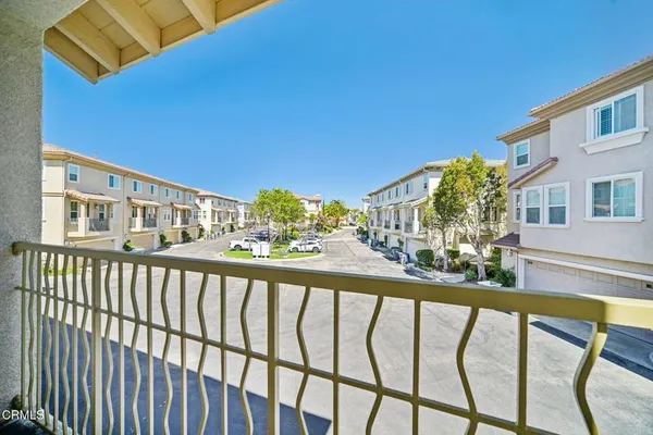 $949,999 | 1337 Bayside Circle, Oxnard, CA 93035