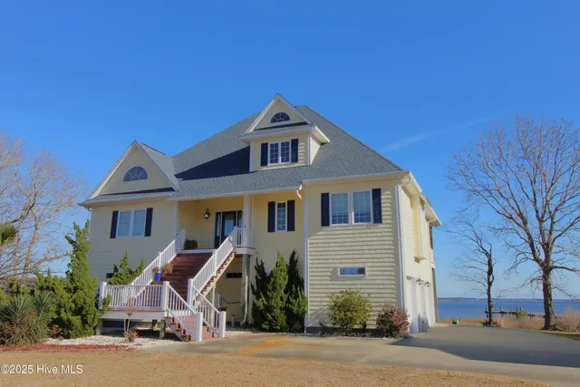 $989,000 | 2944 Mill Creek Road, Newport, NC 28570