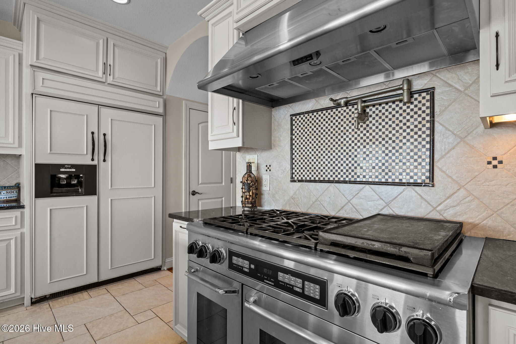 2944 Mill Creek Road Newport, NC 28570 - Photo 19 of 64 Gas Cooktop