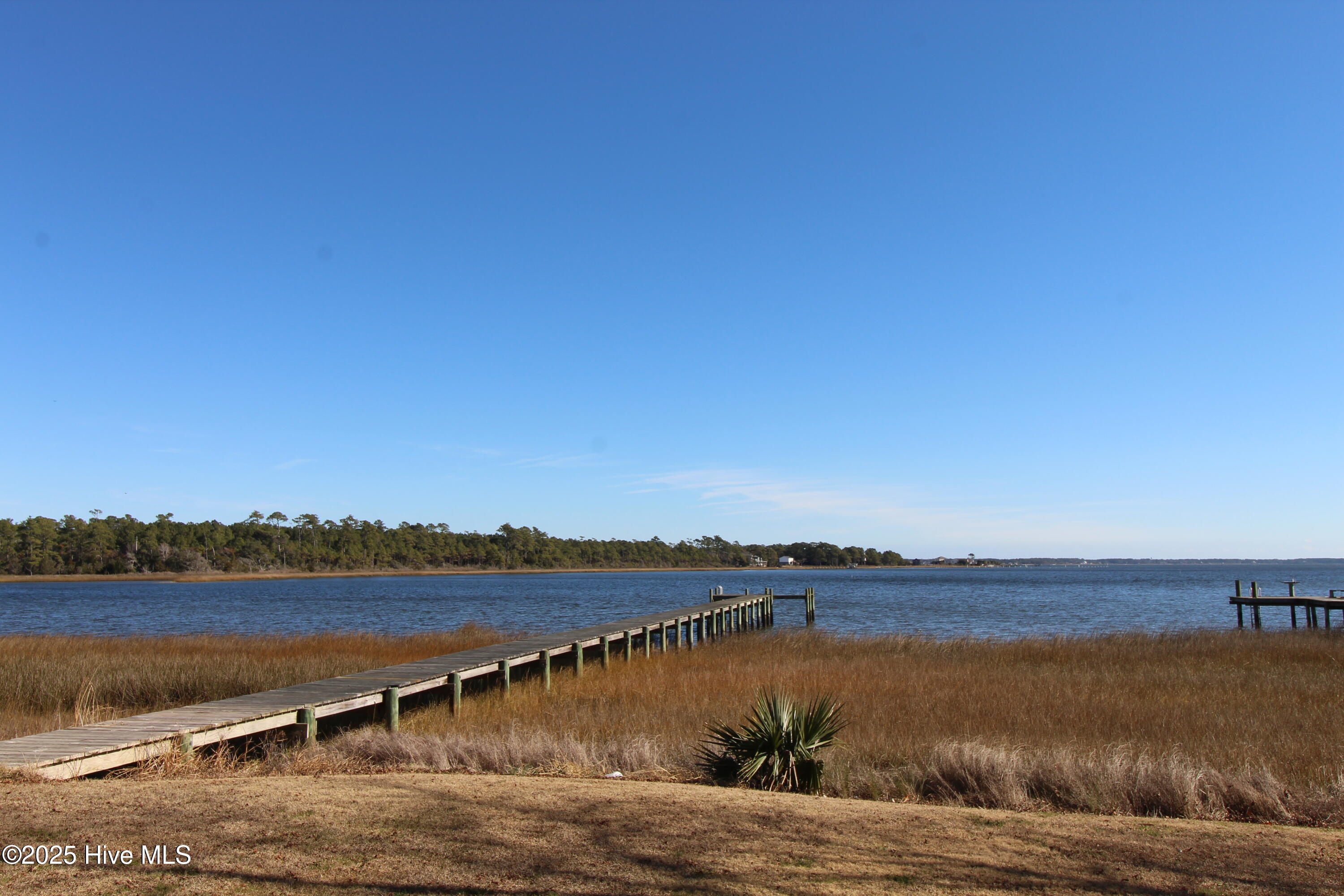 2944 Mill Creek Road Newport, NC 28570 - Photo 3 of 7 Private Pier