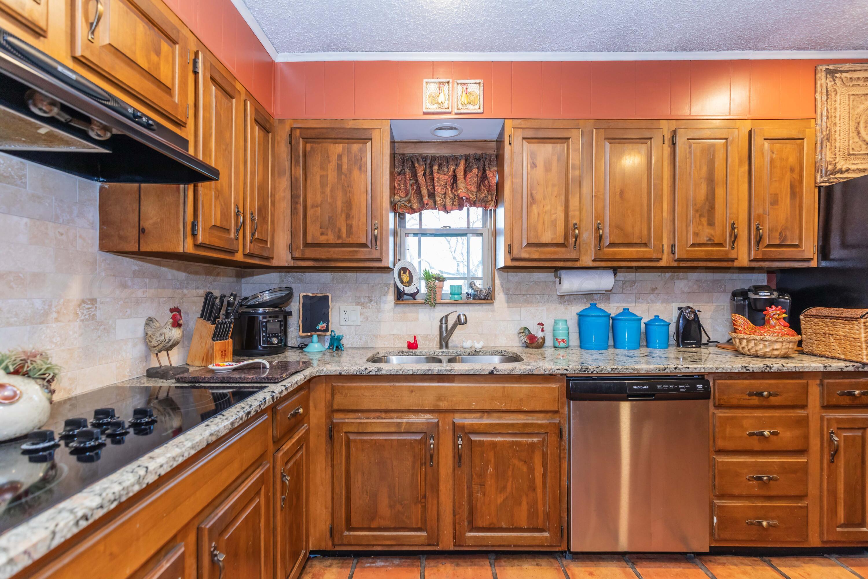712 West 1st Street Claude, TX 79019 - Photo 11 of 53 KITCHEN VIEW 4