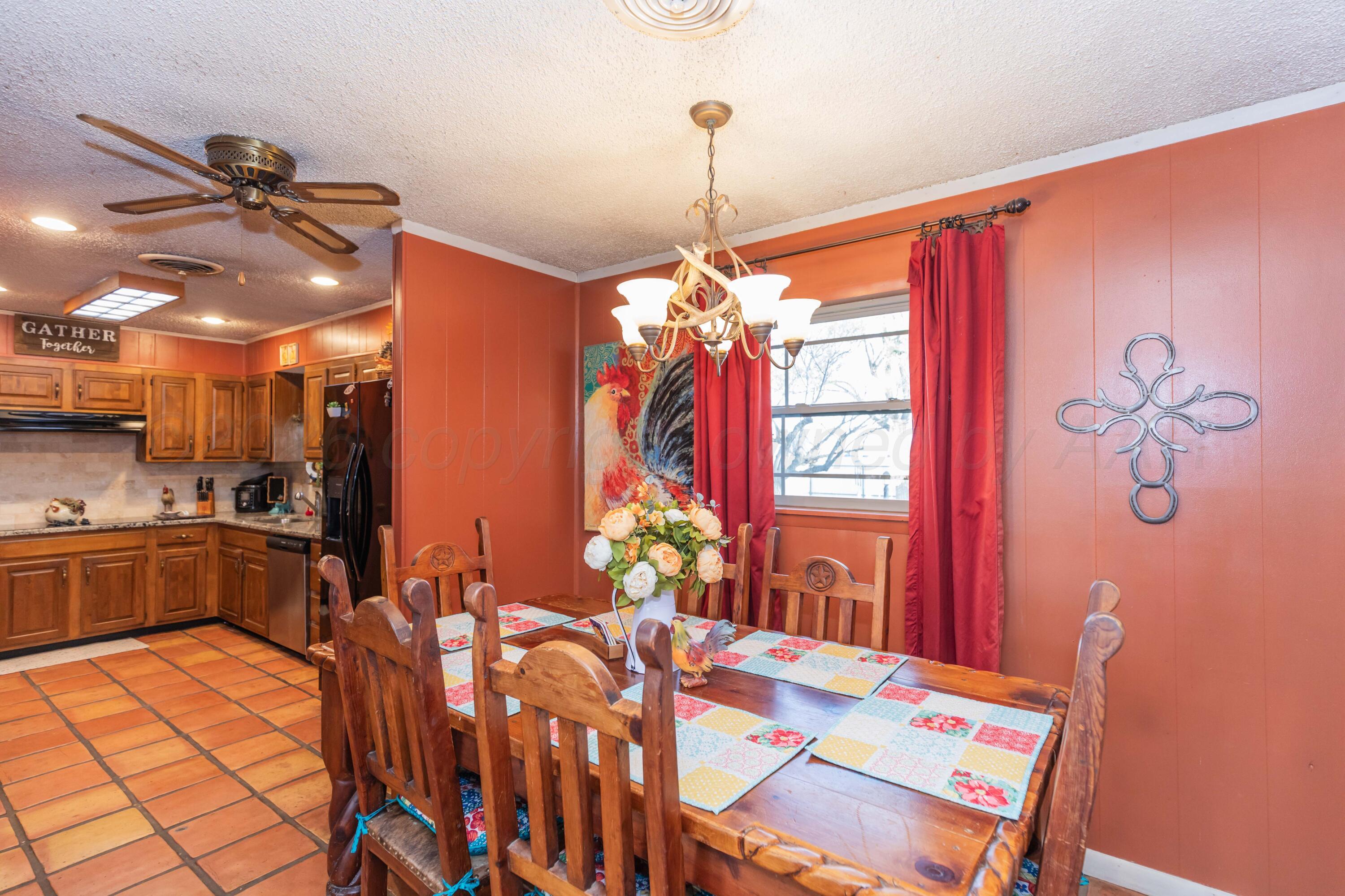 712 West 1st Street Claude, TX 79019 - Photo 14 of 53 DINING VIEW 3