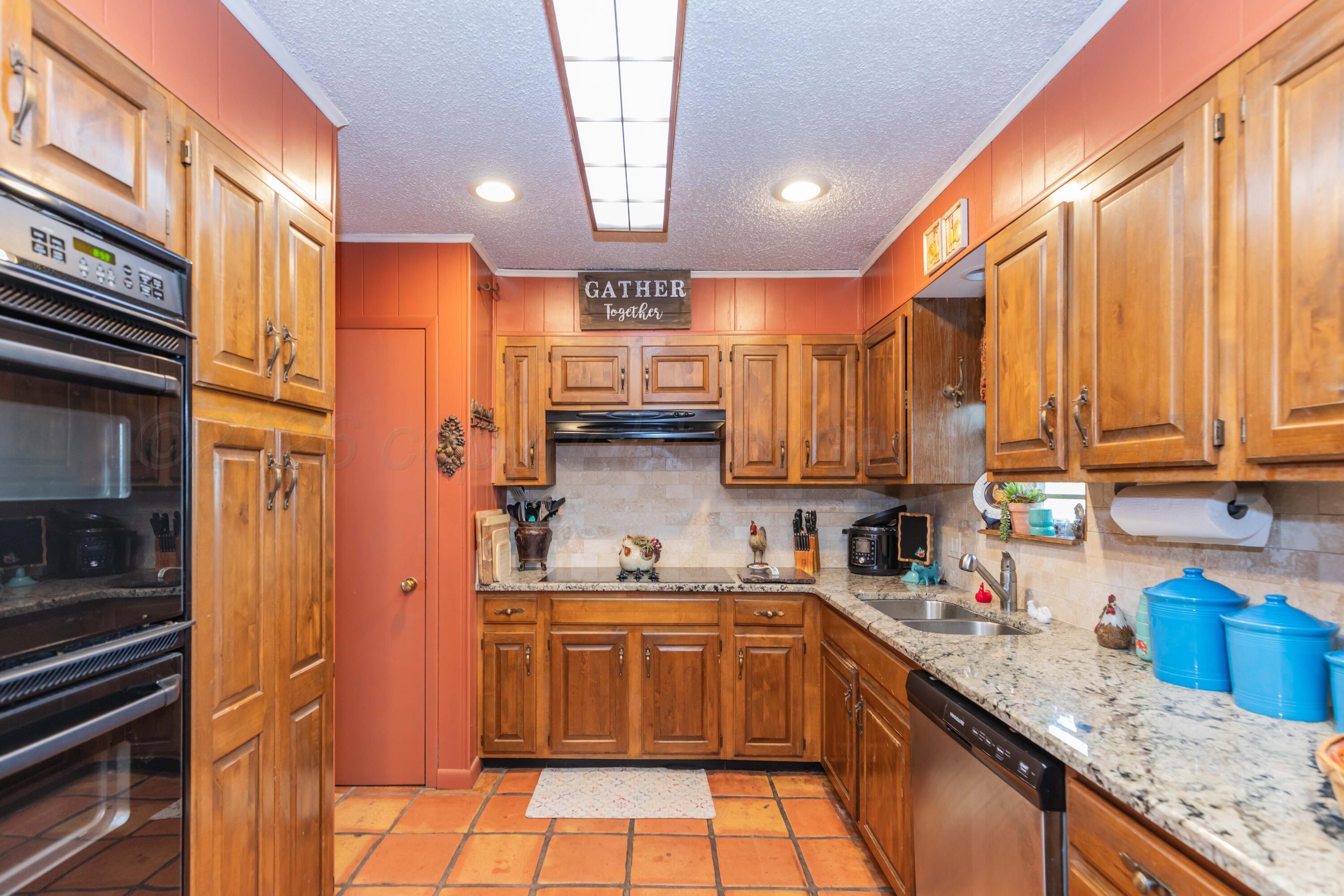 712 West 1st Street Claude, TX 79019 - Photo 9 of 53 KITCHEN VIEW 2