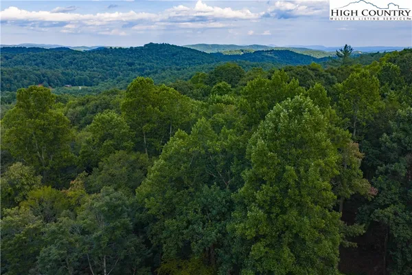 $140,000 | 48 Wildcat Wilderness Parkway, Deep Gap, NC 28618