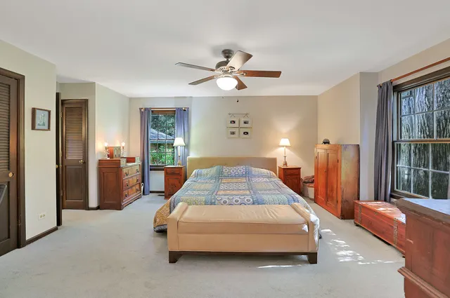 $625,000 | 30-w030 West Schick Road, Bartlett, IL 60103