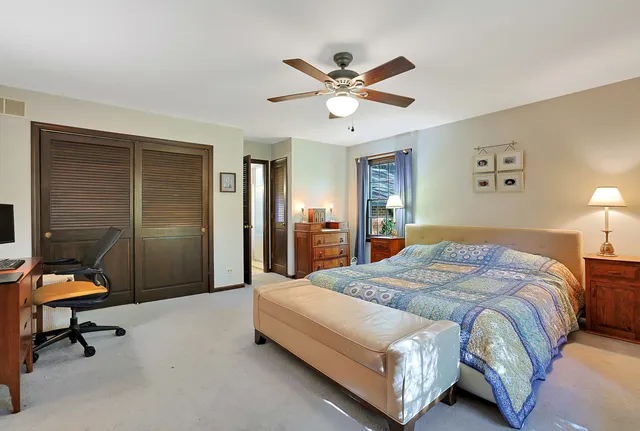 $625,000 | 30-w030 West Schick Road, Bartlett, IL 60103